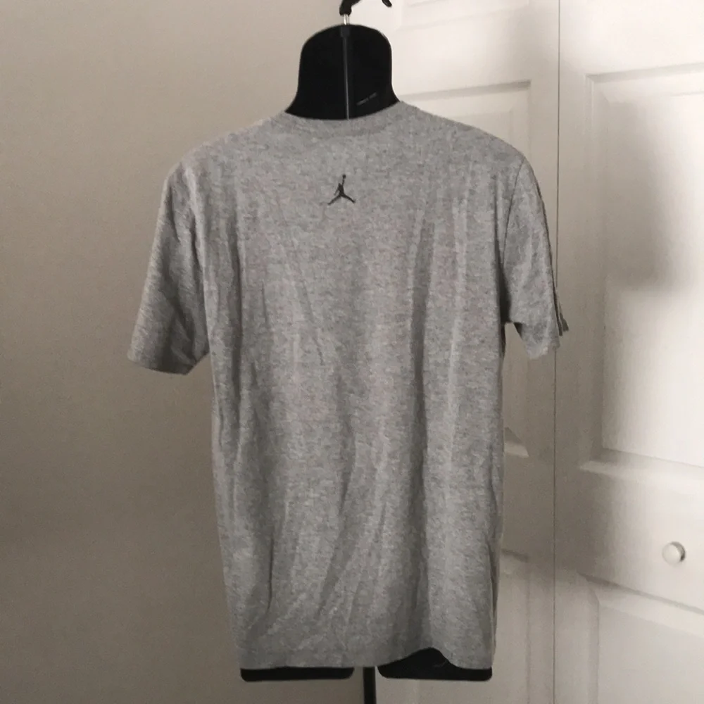 JORDAN Mens Heather Grey Jumpman Tee | M